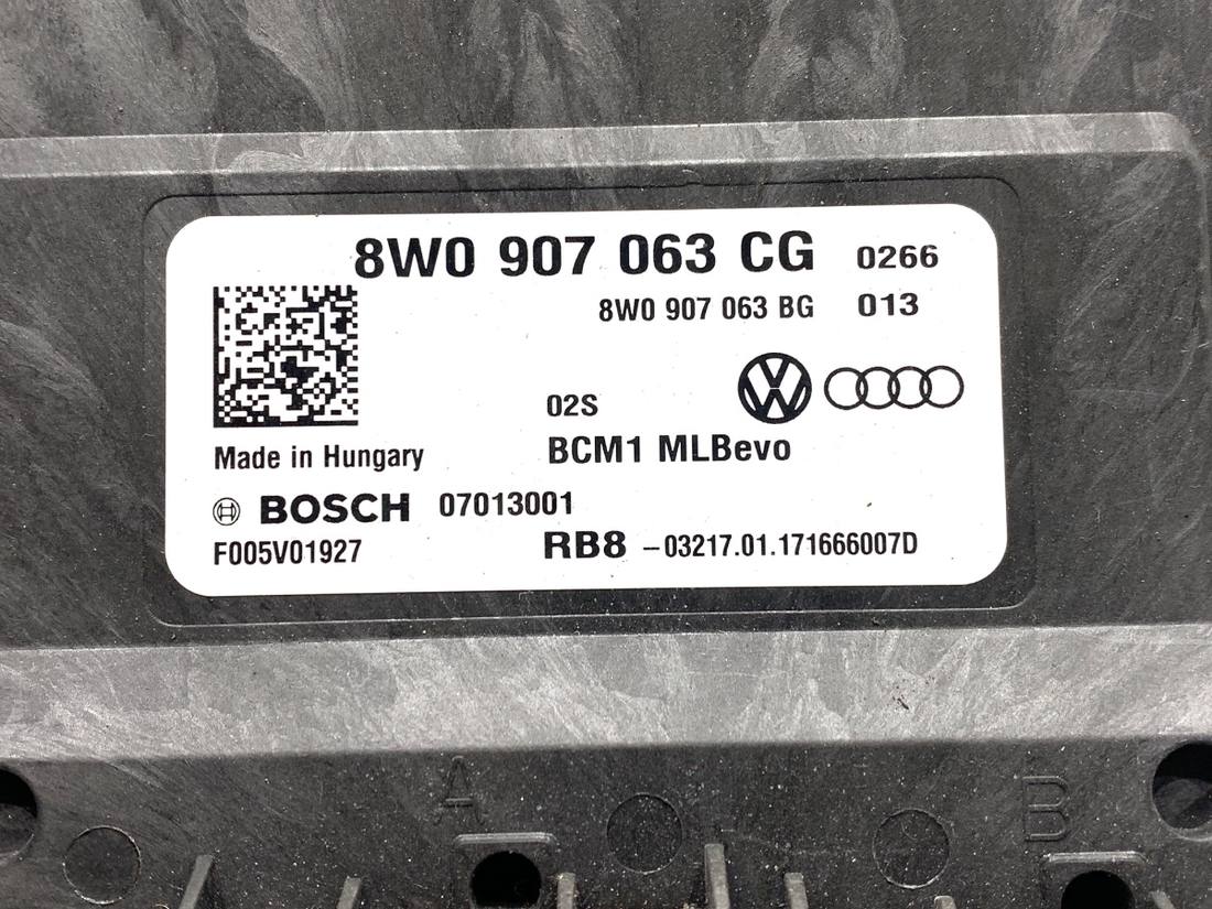 Блок керування модуль Audi A5 8T 8W0907063CG — фото деталі 4