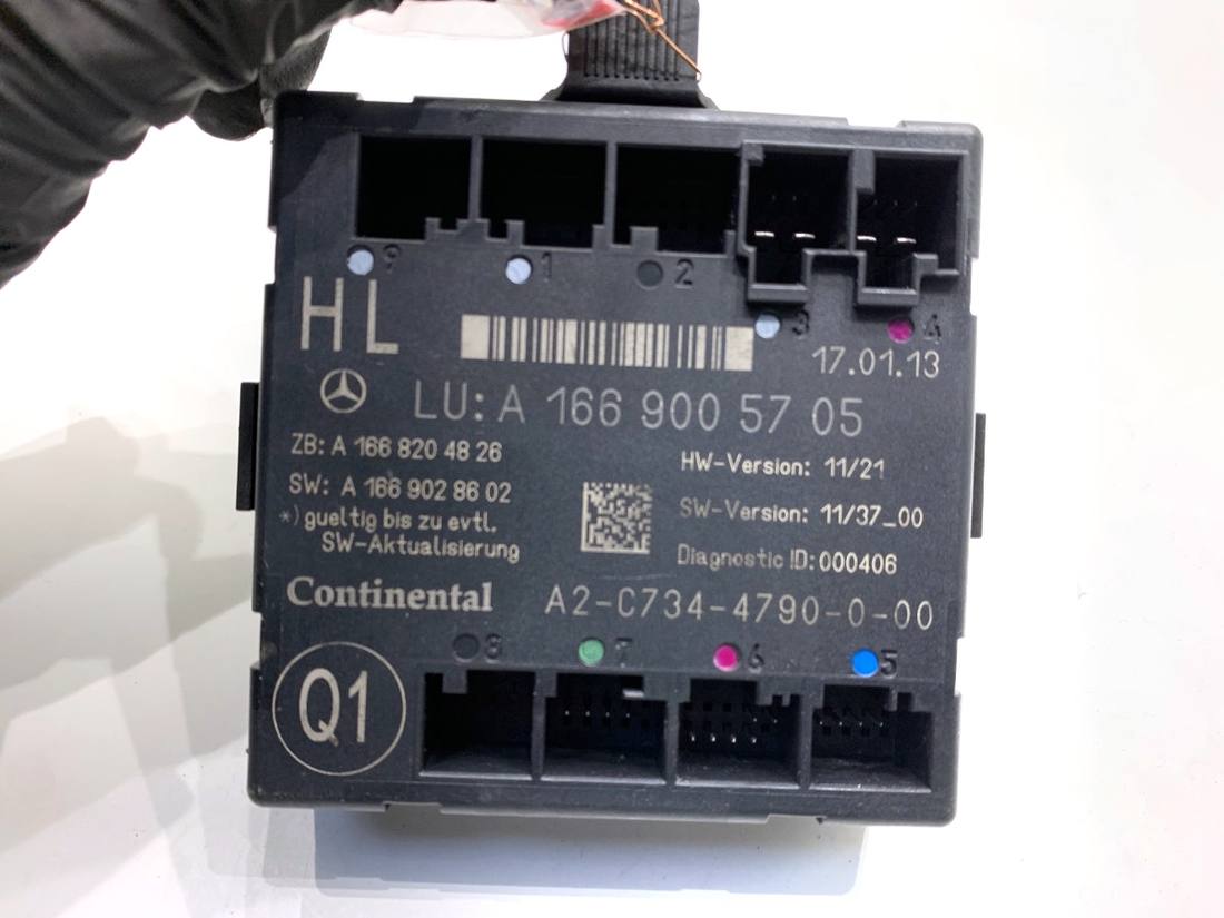 Блок керування модуль Mercedes M W163 A1669005705 — фото деталі 3