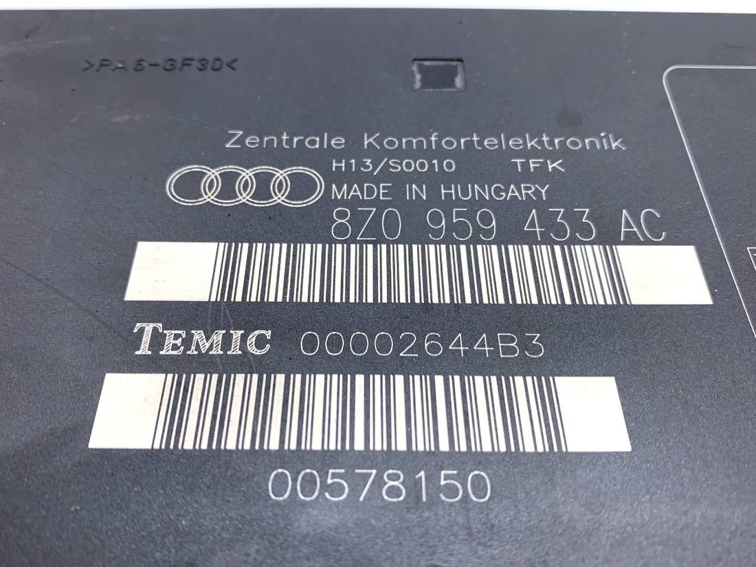 Блок керування модуль Audi A2 8Z0959433AC — фото деталі 4