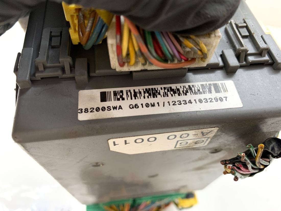 Блок керування модуль Honda CR-V 38200SWA — фото деталі 3