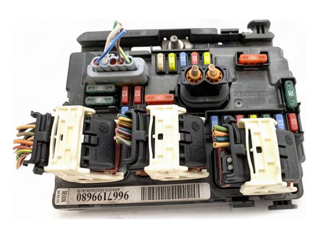 Блок керування модуль Citroen C3 9667199680