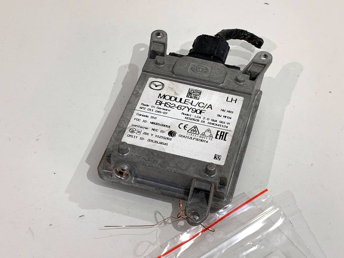 Блок керування модуль Mazda 3 BHS2-67Y90F