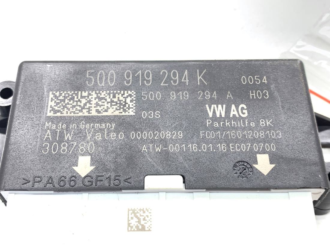 Блок керування модуль Audi A3 8V 5Q0919294K — фото деталі 4