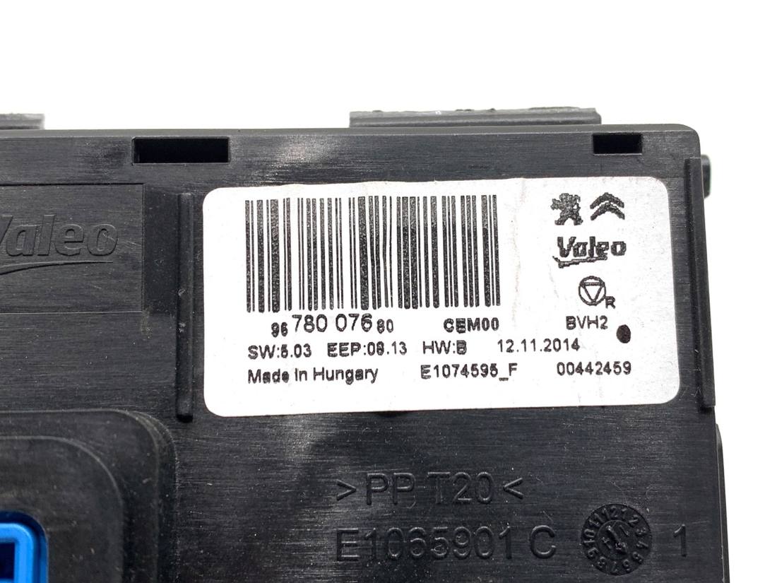 Блок керування модуль Peugeot 308 9878007680 — фото деталі 4