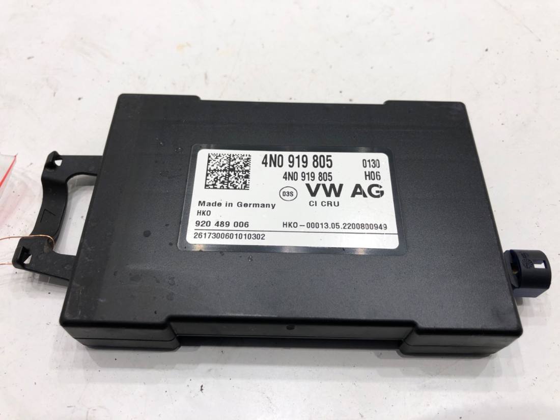 Блок управления модуль Audi A6 C8 4N0919805