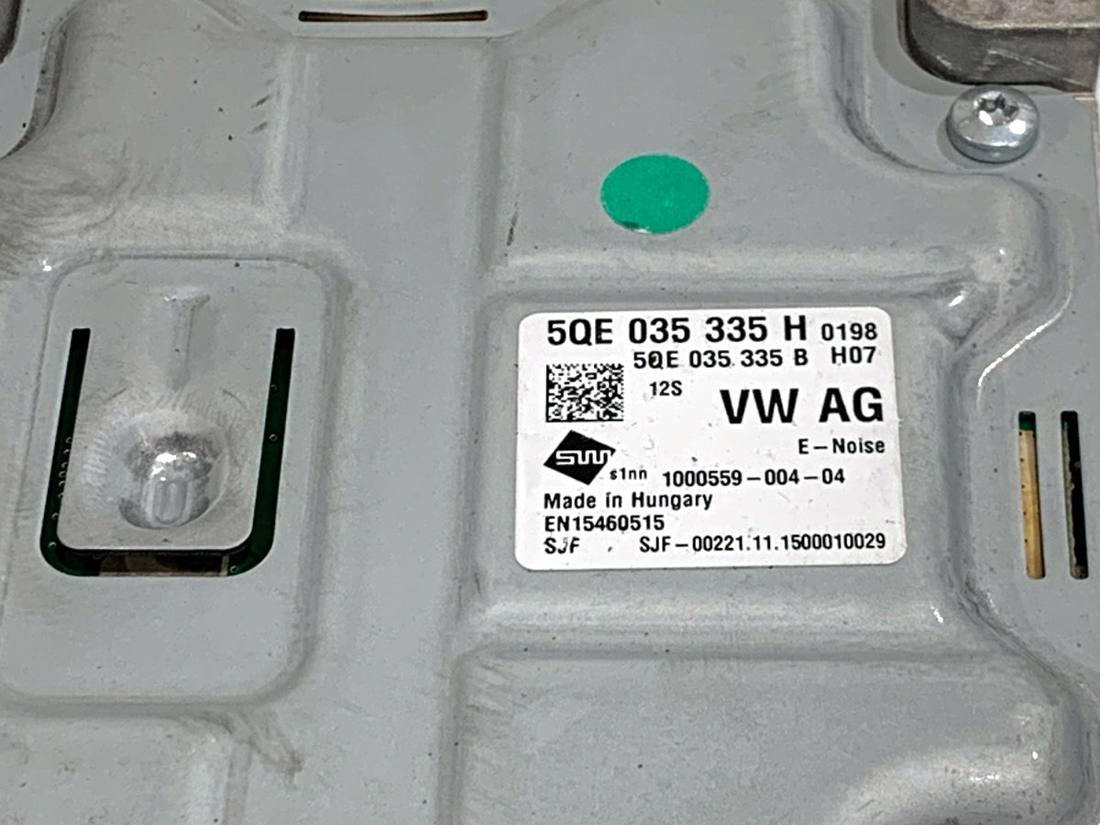 Блок управления модуль Volkswagen Golf 7 5QE035335H — фото детали 4