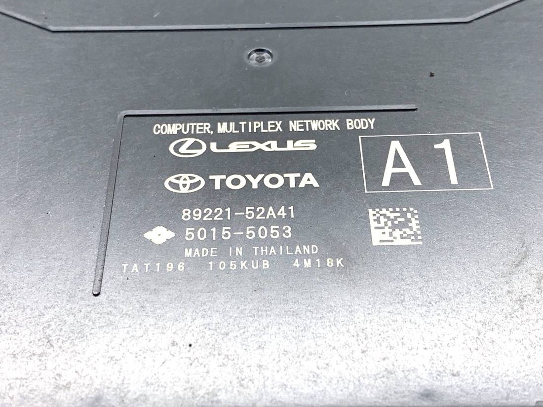 Блок керування модуль Lexus LBX 89221-52A41 — фото деталі 4
