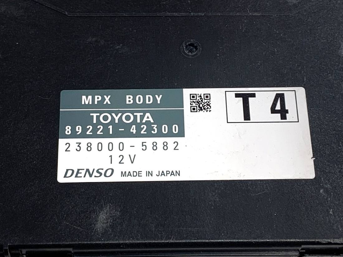 Блок керування модуль Toyota Rav4 89221-42300 — фото деталі 4