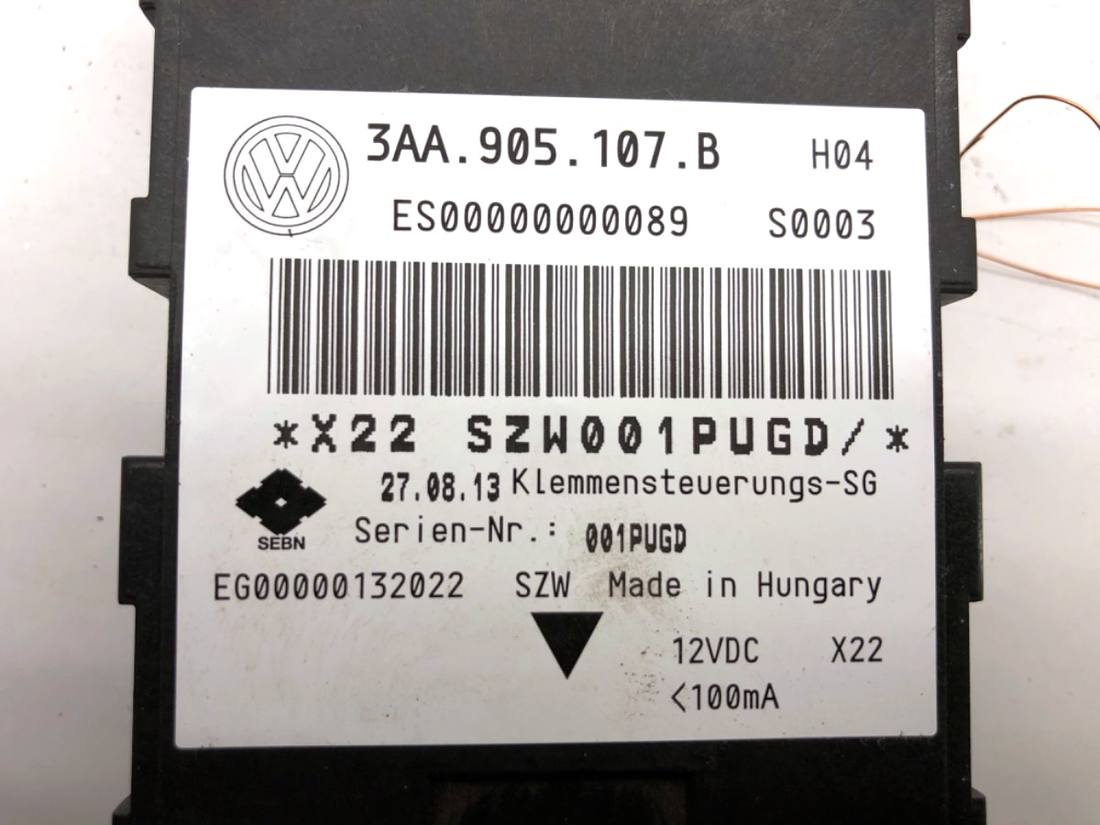 Блок керування модуль Volkswagen Passat B7 3AA905107B — фото деталі 4