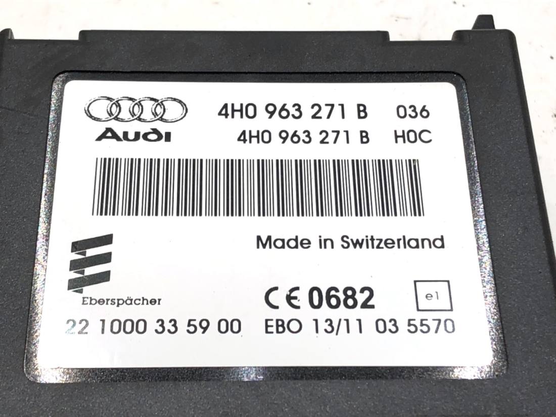 Блок керування модуль Audi A8 D4 4H0963271B — фото деталі 3