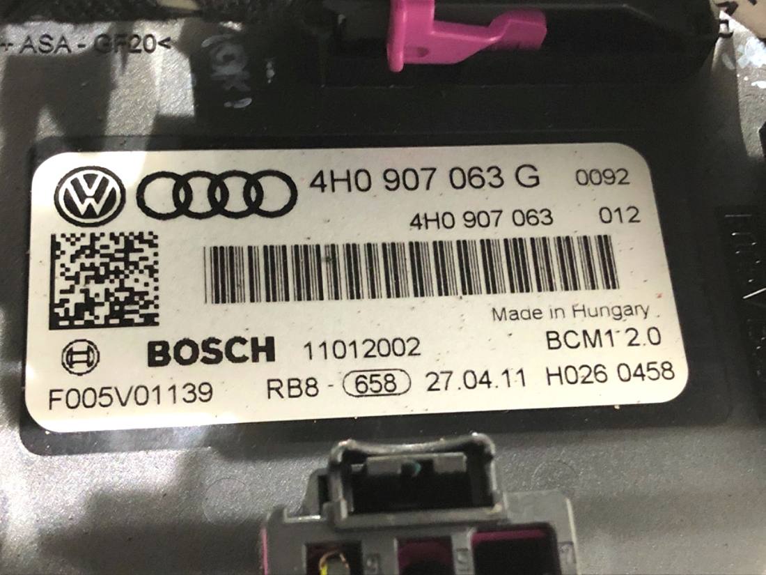 Блок керування модуль Audi A8 D4 4H0907063G — фото деталі 4