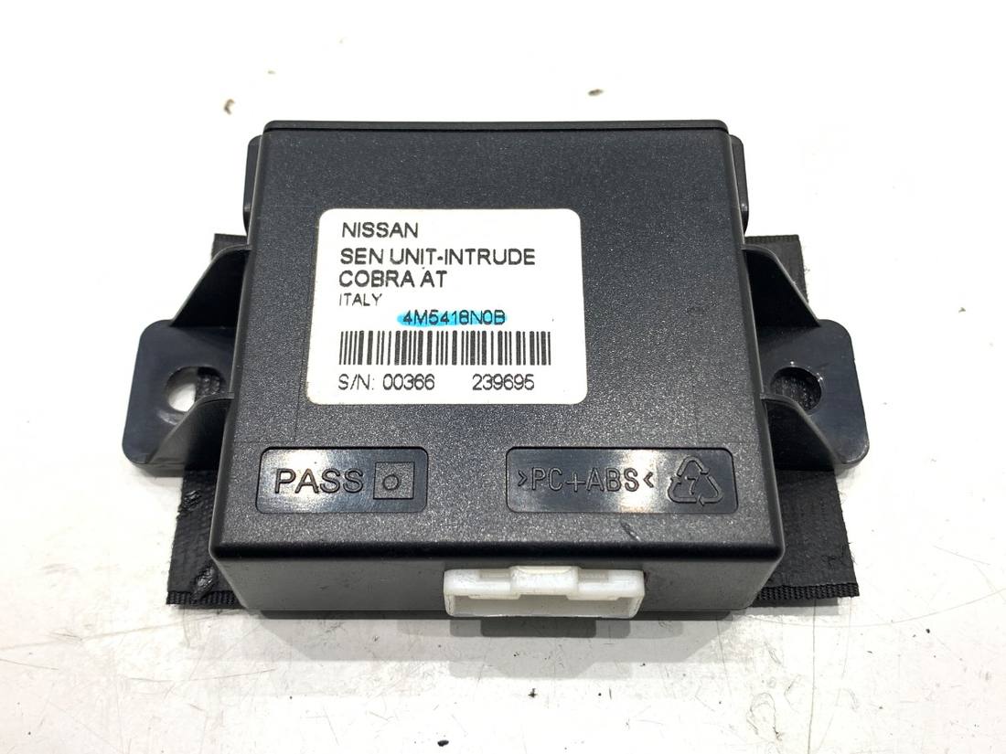 Блок управления модуль Nissan Juke 4M5418N0B