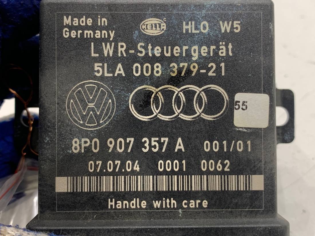 Блок керування модуль Audi A6 C6 5LA008379 — фото деталі 4
