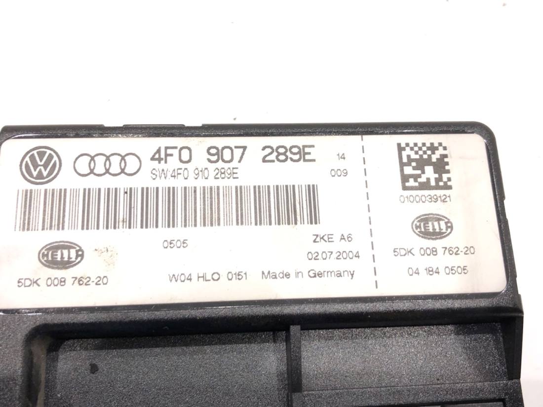 Блок керування модуль Audi A6 C6 4F0910289E — фото деталі 4