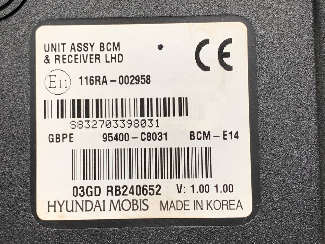 Блок управления модуль Hyundai I20 95400-C8031 — фото детали 4