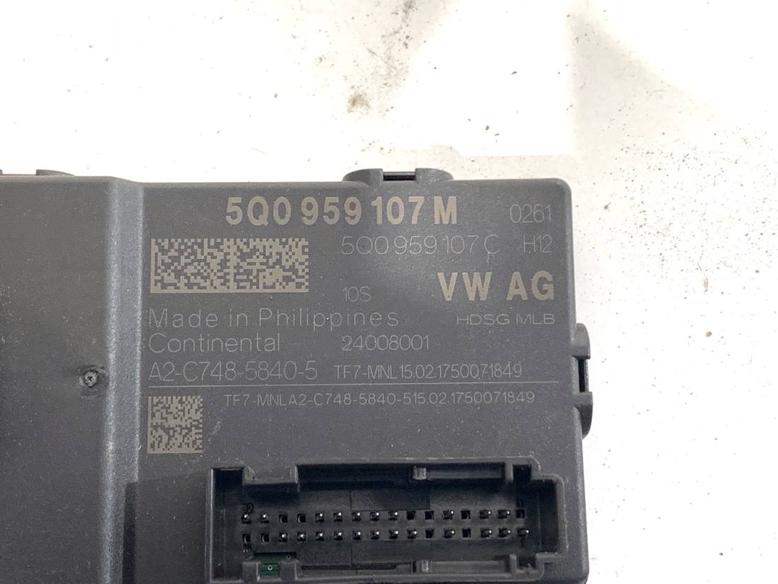 Блок керування модуль Volkswagen Tiguan 5Q0959107M — фото деталі 4