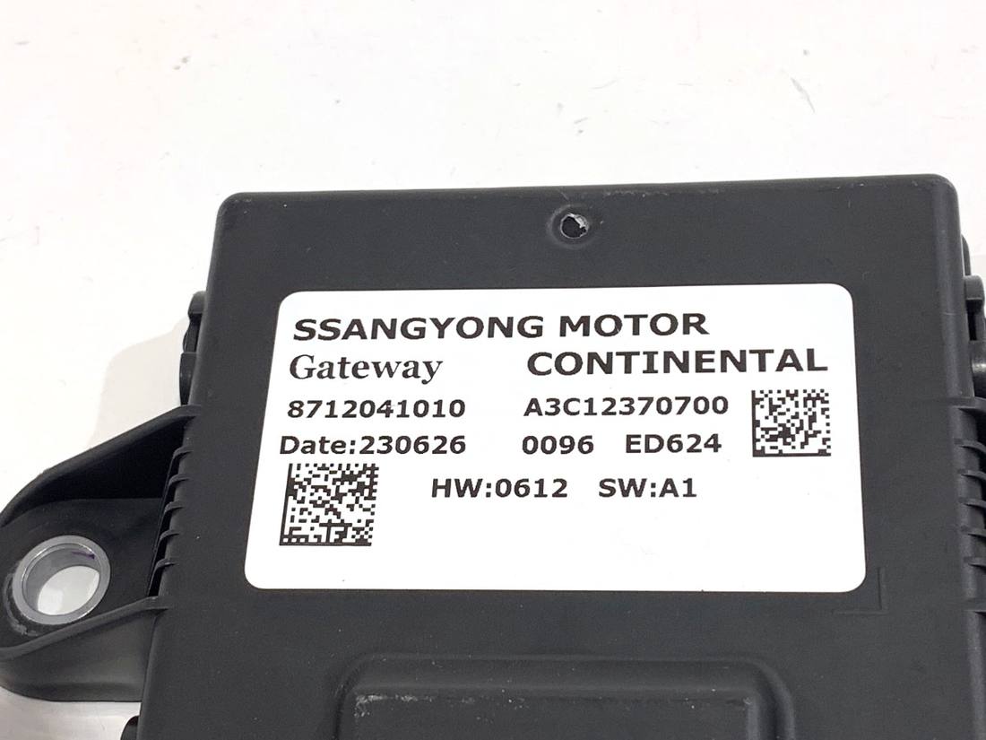 Блок керування модуль Ssangyong Torres — фото деталі 4