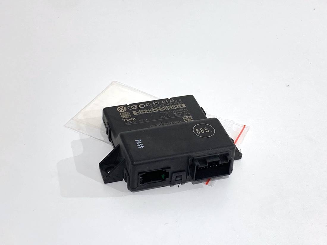 Блок керування модуль Audi Q5 8T0907468AD