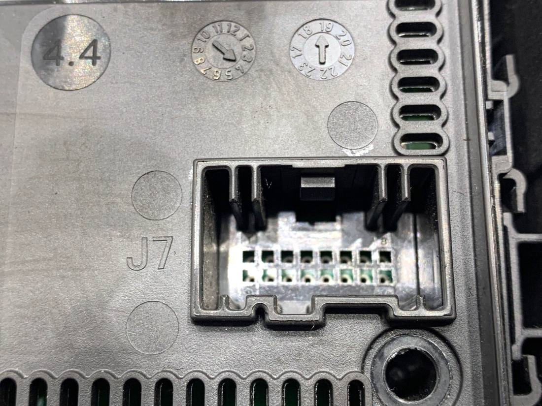 Блок керування модуль Ford Focus JX6T-15604-ECG — фото деталі 3