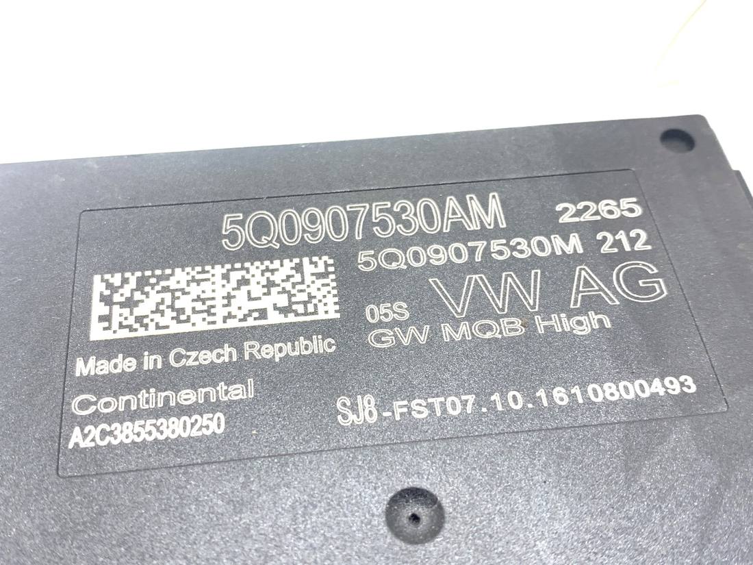 Блок керування модуль Volkswagen Passat B8 5Q0907530AM — фото деталі 4