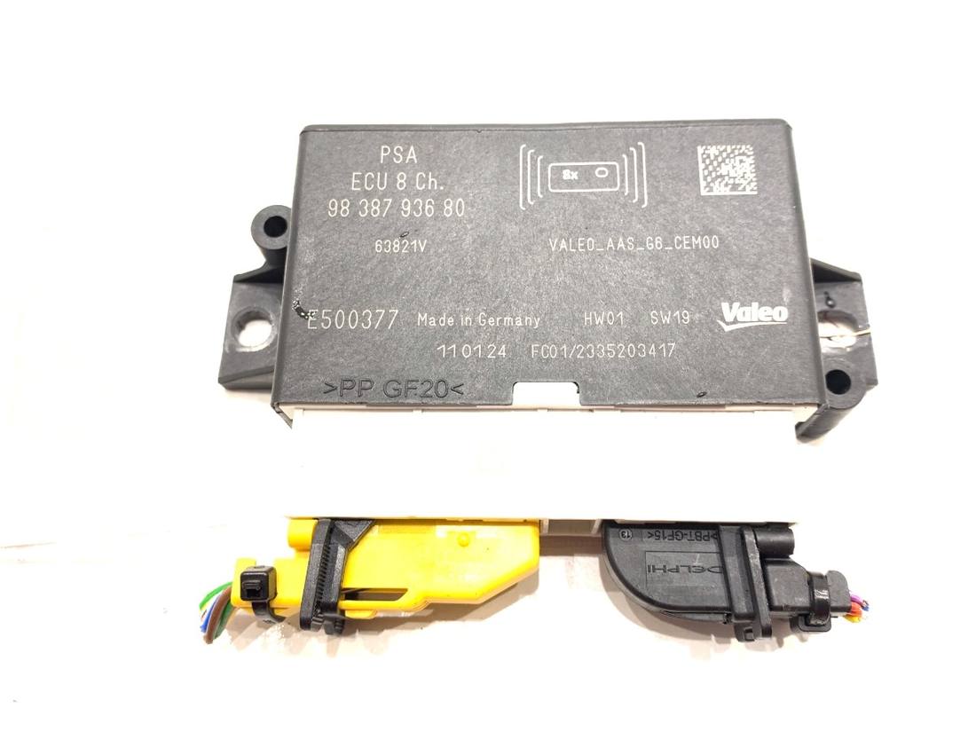 Блок керування модуль Toyota Proace City 9838793680