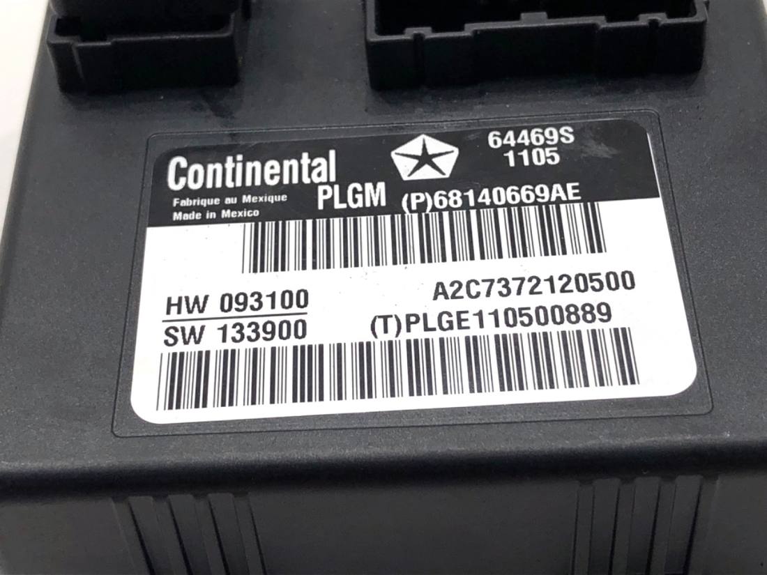 Блок керування модуль Jeep Grand Cherokee 68140669AE — фото деталі 4