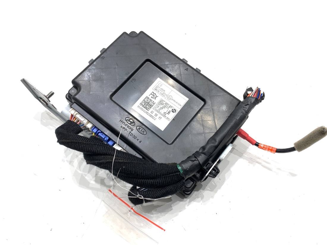 Блок керування модуль Hyundai I30 954A0-G4315
