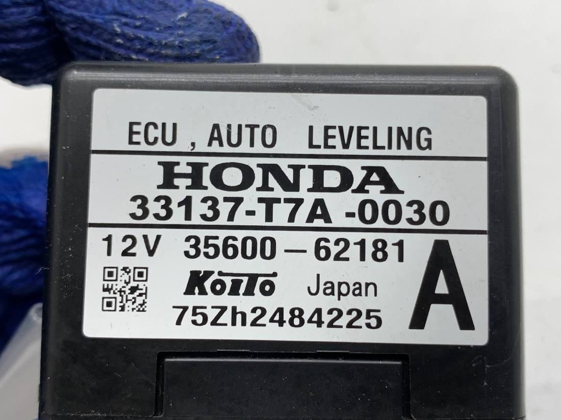 Блок керування модуль Honda HR-V 33137-T7A-0030 — фото деталі 4