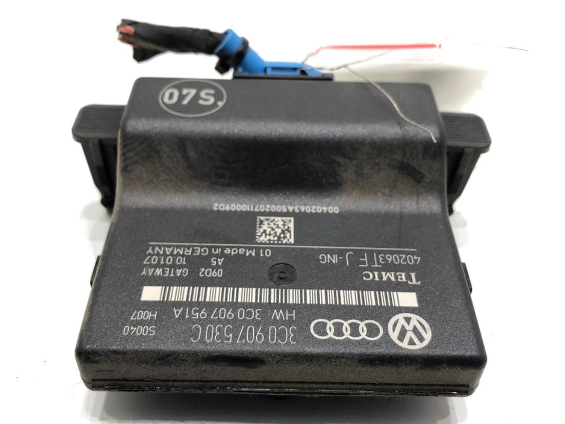 Блок керування модуль Volkswagen Passat B6 3C0907530C