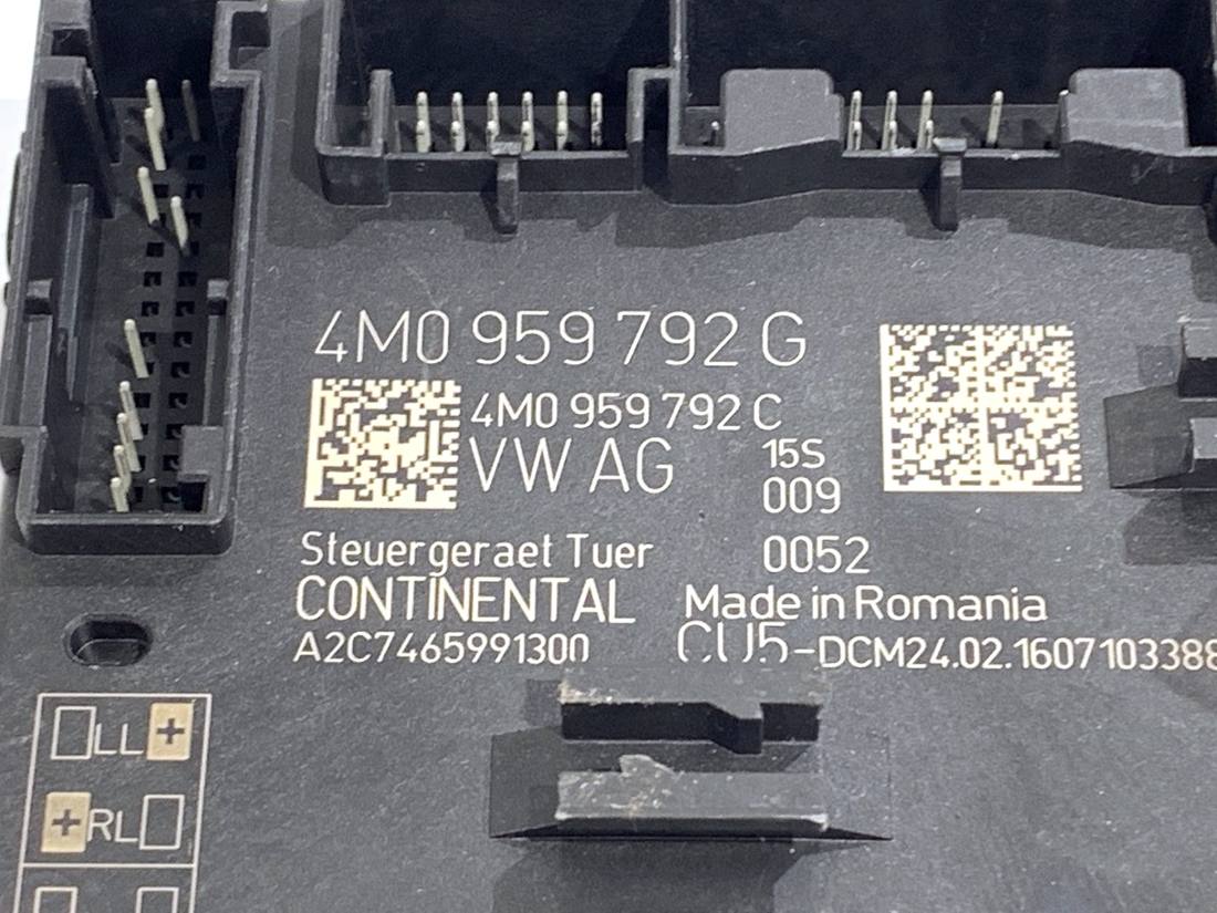 Блок керування модуль Audi A4 B9 4M0959792G — фото деталі 4