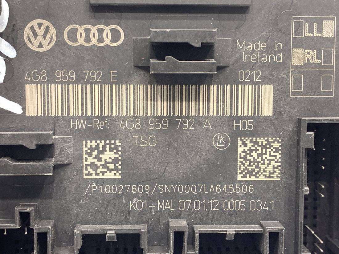 Блок керування модуль Audi A7 4G 4G8959792A — фото деталі 4