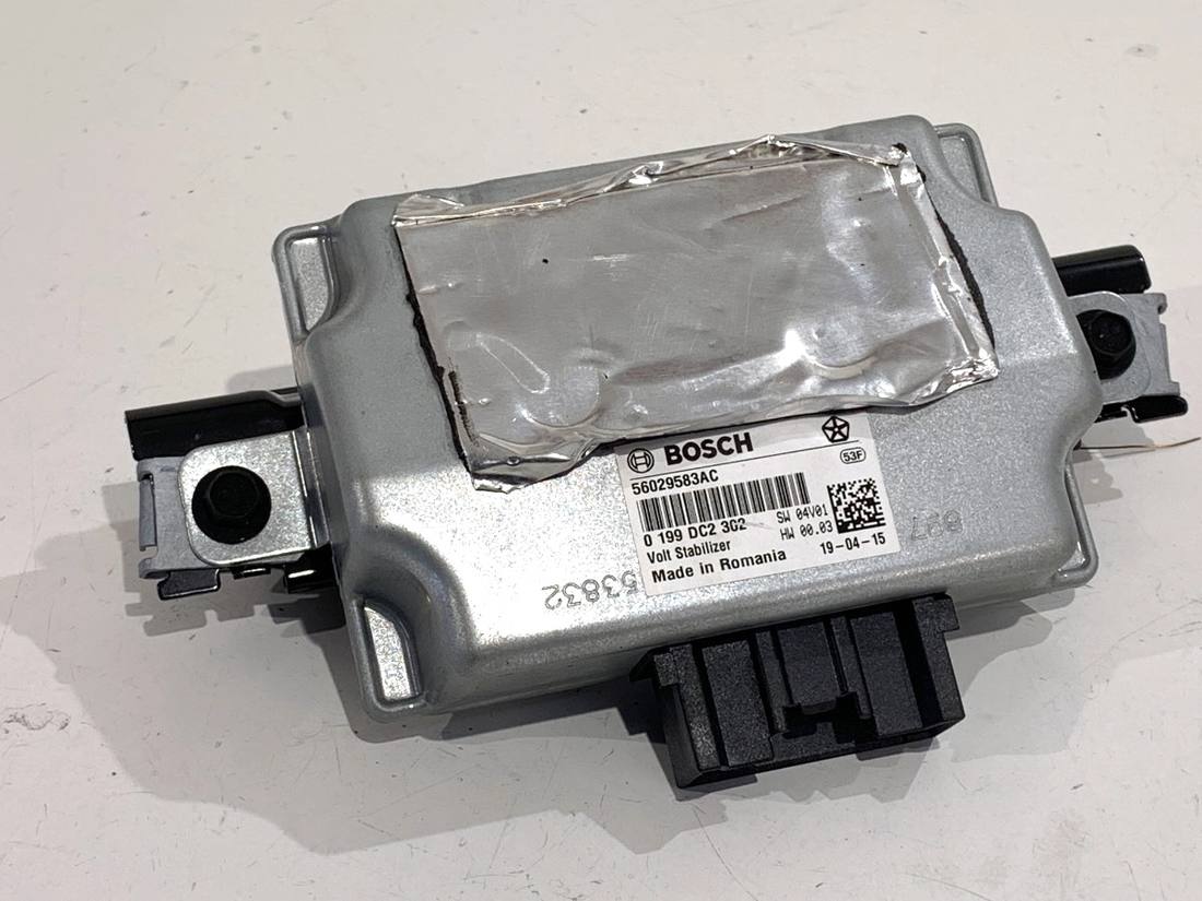 Блок керування модуль Jeep Cherokee 56029583AC