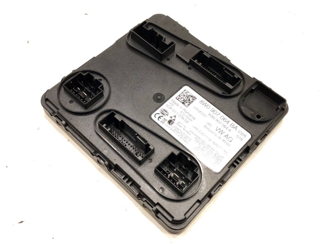 Блок керування модуль Audi A5 8T 8W0907064BA