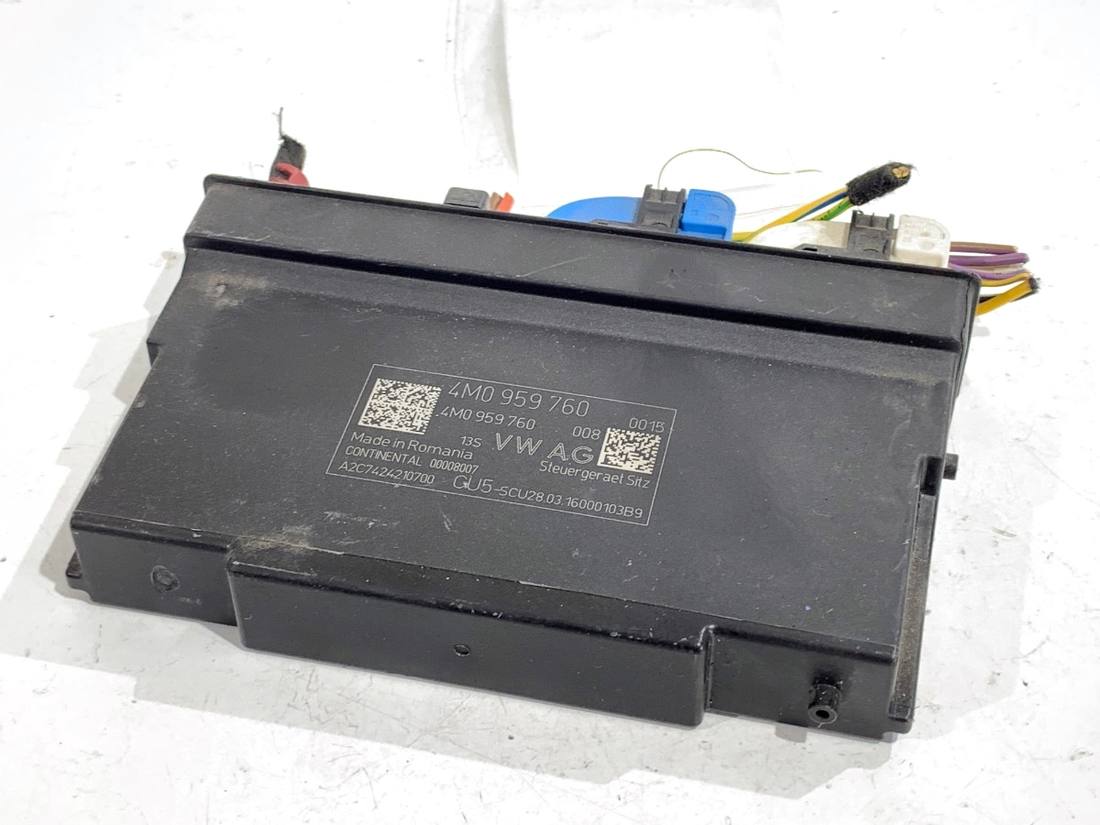 Блок керування модуль Audi A4 B9 4M0959760