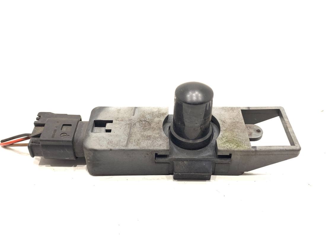 Блок управления модуль Mercedes S W221 A2218701310