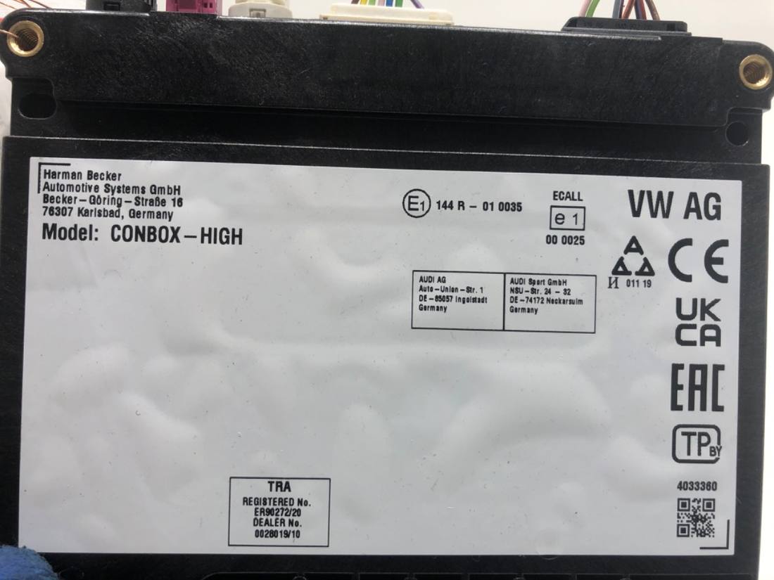 Блок керування модуль Audi A4 B9 4KE035282M — фото деталі 4