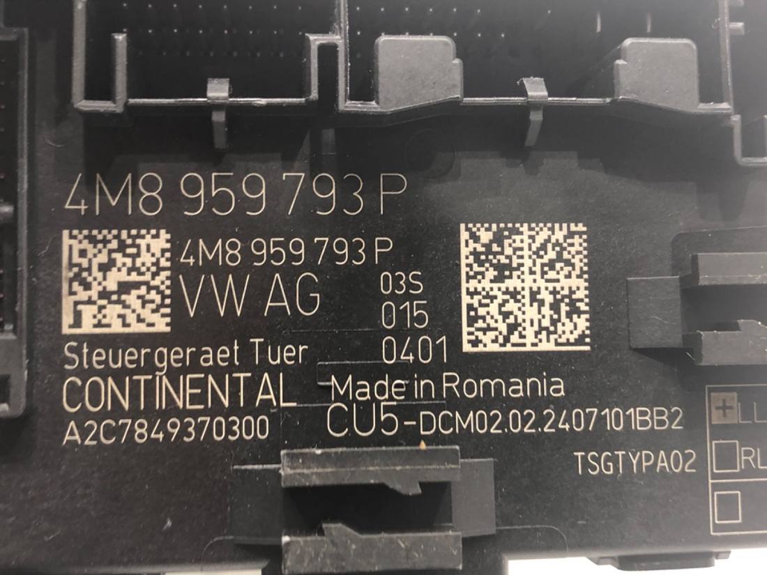 Блок керування модуль Audi A4 B9 4M0959793P — фото деталі 4