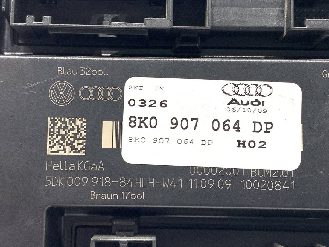 Блок управления модуль Audi Q5 8K0907064DP — фото детали 4