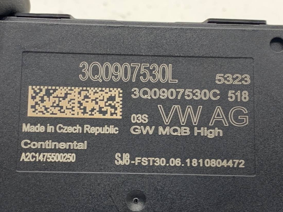 Блок керування модуль Volkswagen Passat B8 3Q0907530L — фото деталі 4