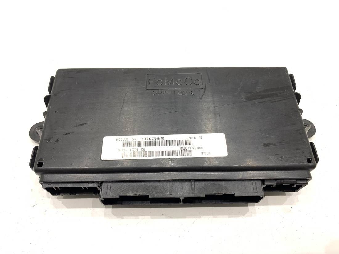 Блок управления модуль Ford Mondeo DS7T-14C708-CA
