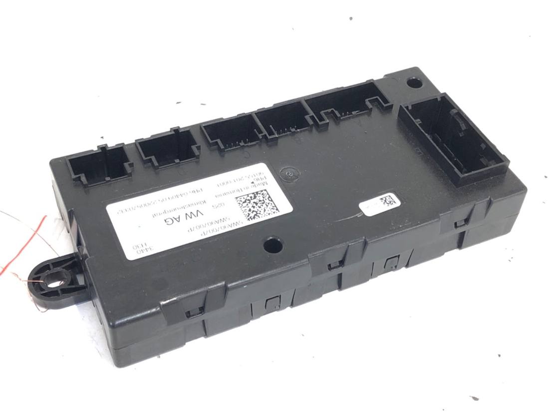 Блок керування модуль Volkswagen Golf 8 5WA907007P