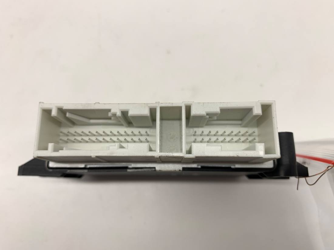 Блок керування модуль Volkswagen Passat B8 5QA919294J — фото деталі 3