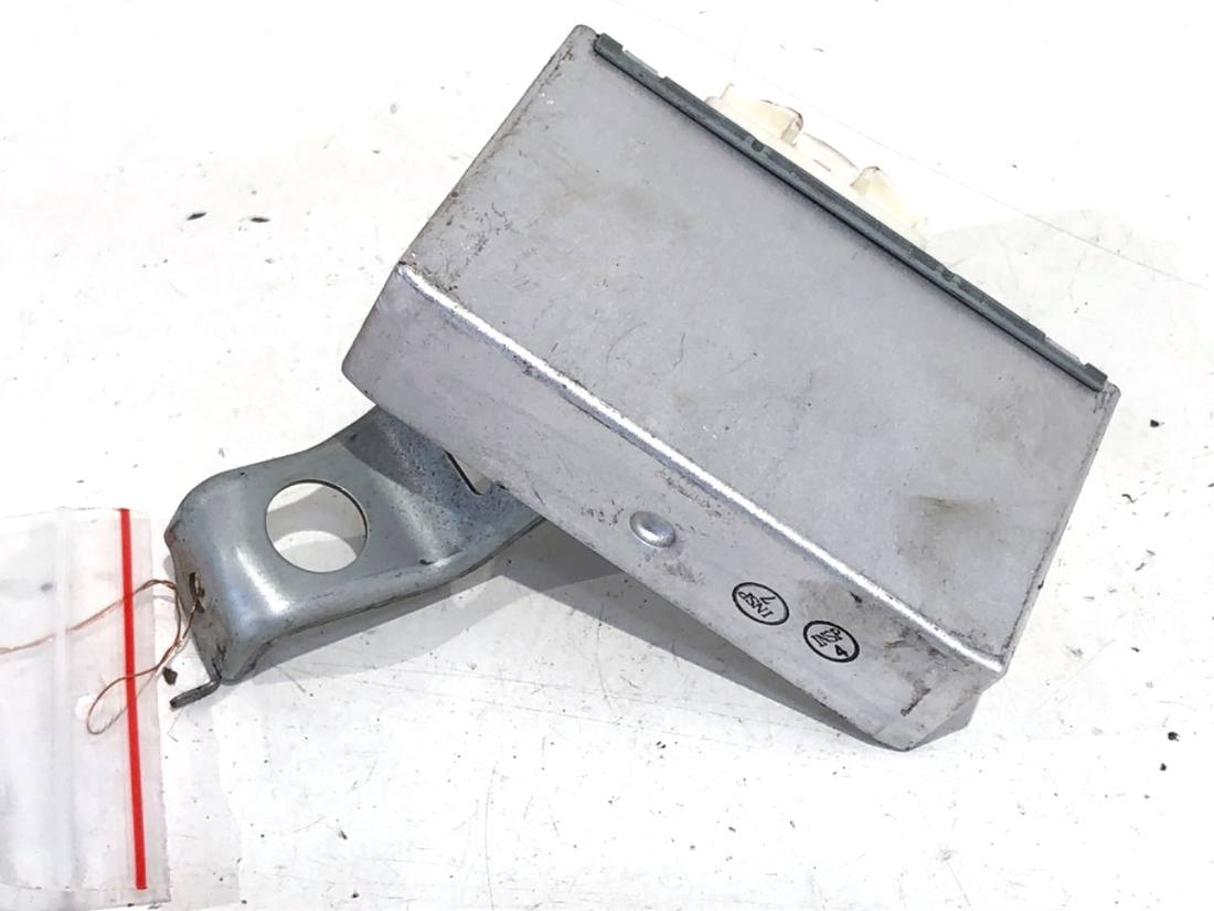 Блок керування модуль Lexus GS 88240-30470