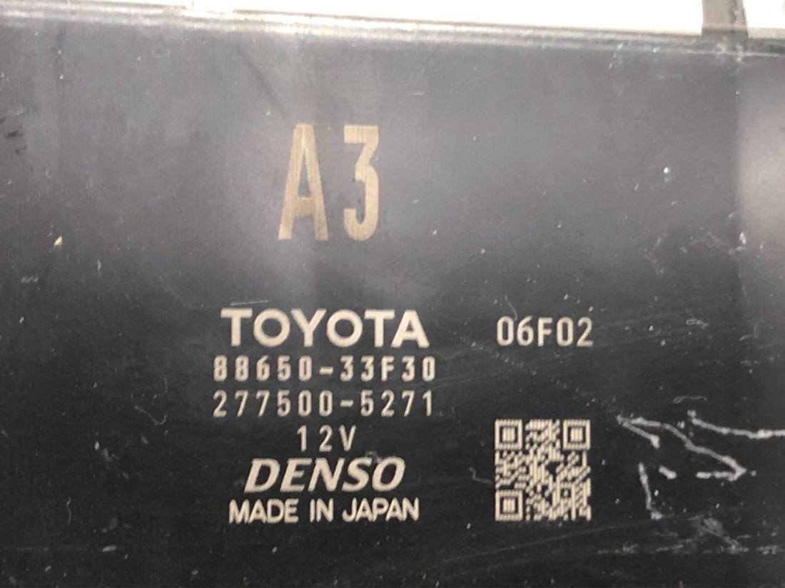 Блок керування модуль Toyota Camry 88650-33F30 — фото деталі 4
