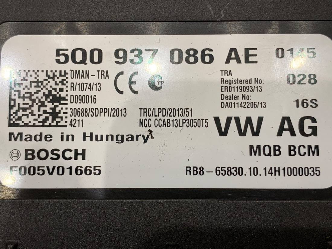 Блок керування модуль Volkswagen Golf 7 5Q0937086AE — фото деталі 4