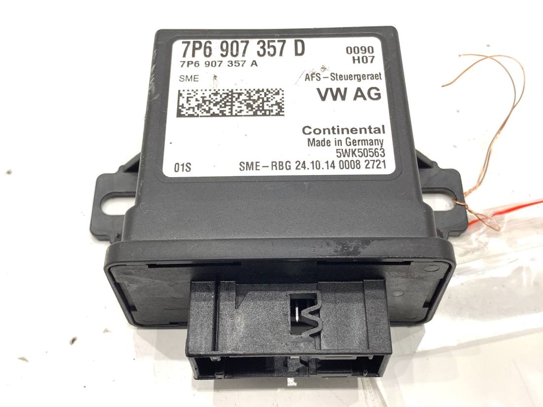 Блок керування модуль Volkswagen Golf 7 7P6907357D