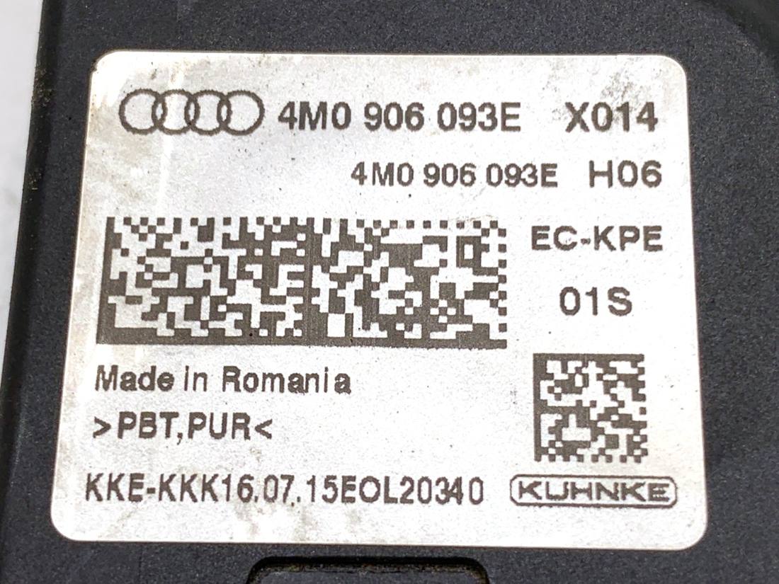 Блок управления модуль Audi Q7 4M0906093E — фото детали 4