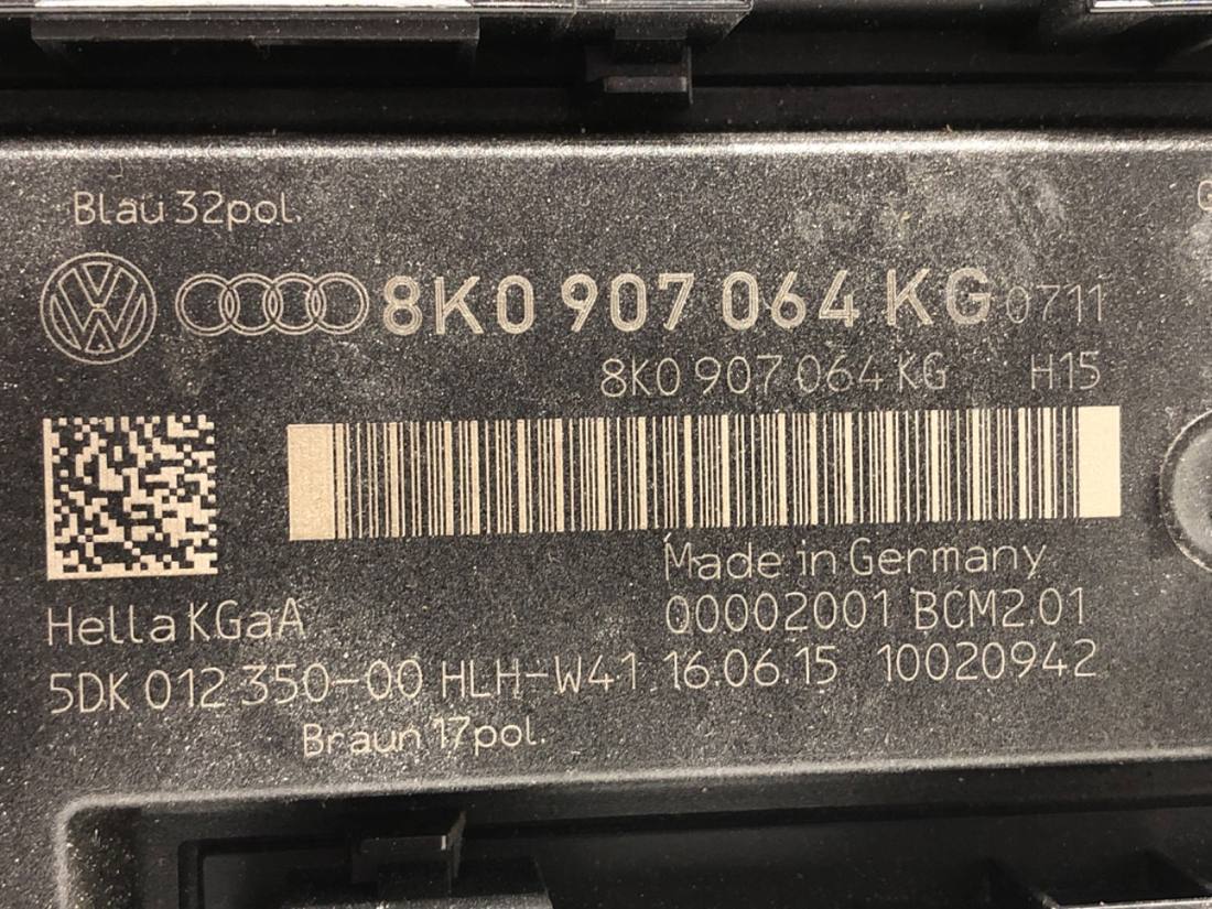 Блок керування модуль Audi A4 B8 8K0907064KG — фото деталі 3