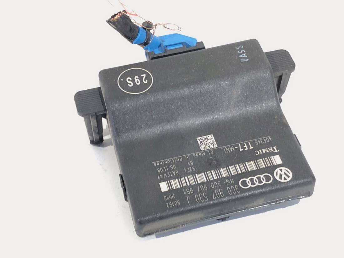 Блок керування модуль Volkswagen Passat CC 3C0907530J