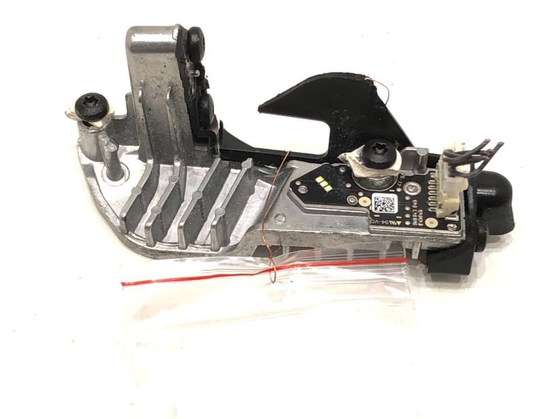 Блок управления модуль Audi TT 1305715396